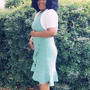 Meet your Posher, Angela